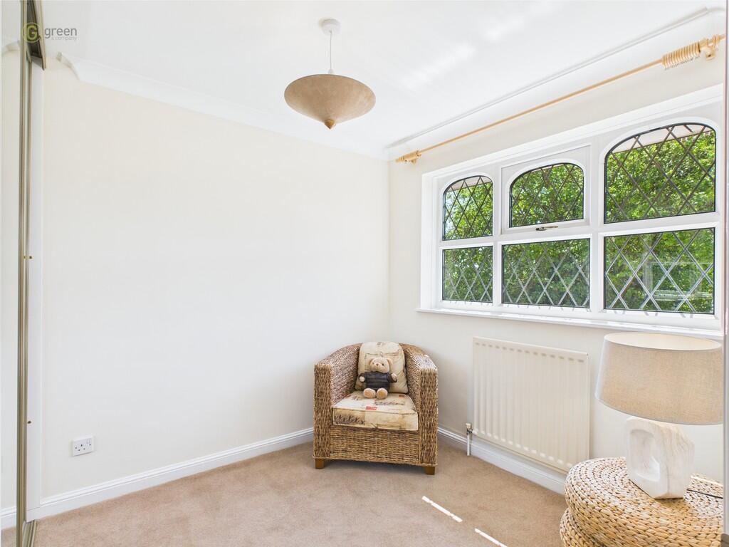 CAM04914G0-PR0127...