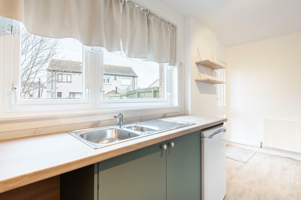 KITCHEN TO DINING