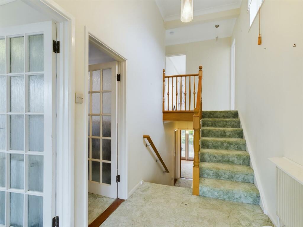 Entrance Hall.jpg