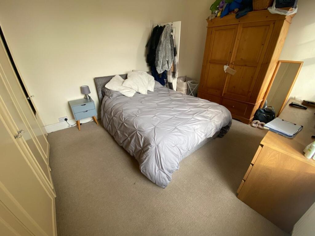 Photograph 9