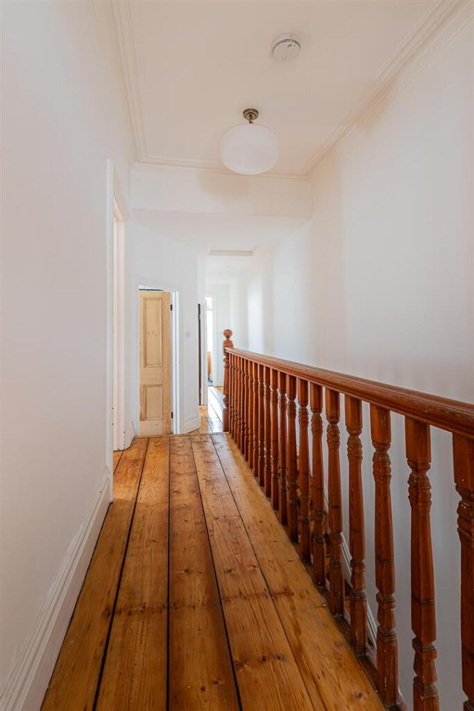 Mackintosh Place 214-3.jpg