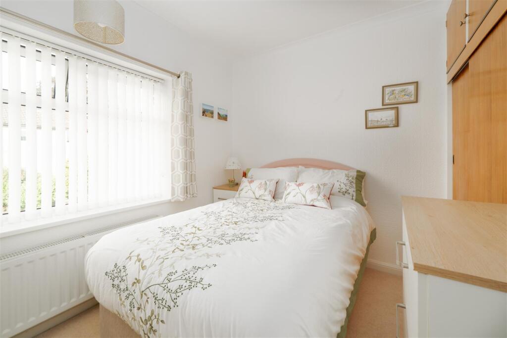 Bedroom1.jpg