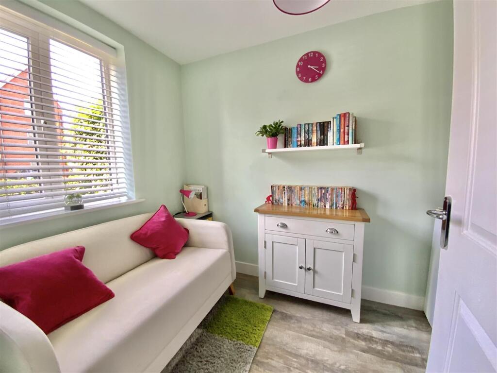 Study/ Bedroom 4 (Ground Floor)