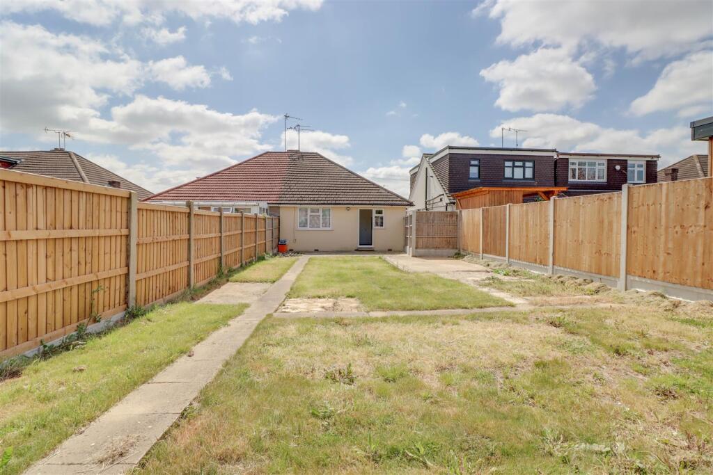 33 LUCERNE WALK-8.jpg