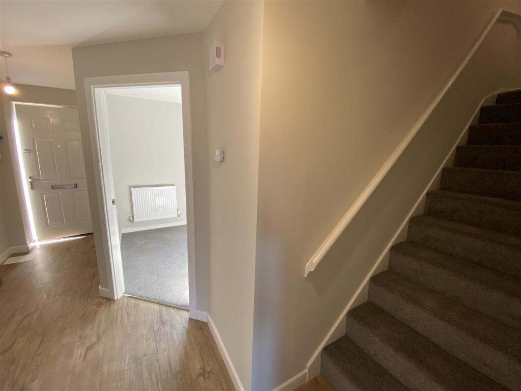 Hallway.jpeg