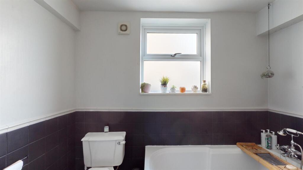 Ground Floor Bathroom