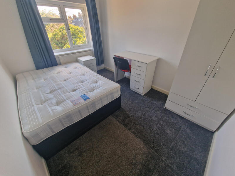 492_11 Room 7.jpg