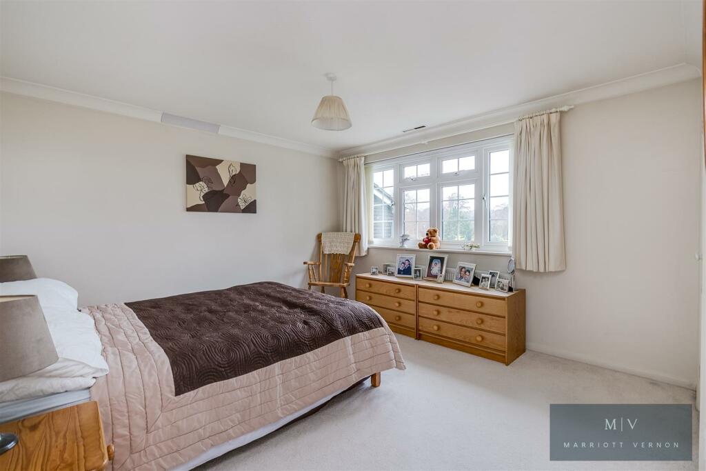 Beech Way 1-17.jpg