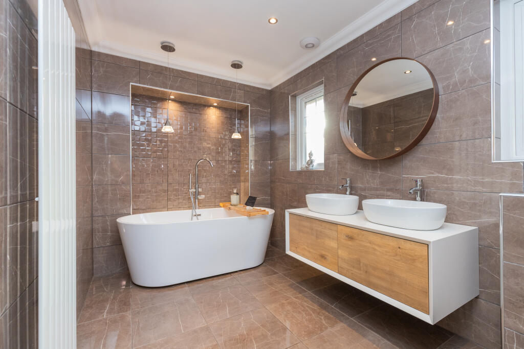 1 deanston park, barrhead L-44