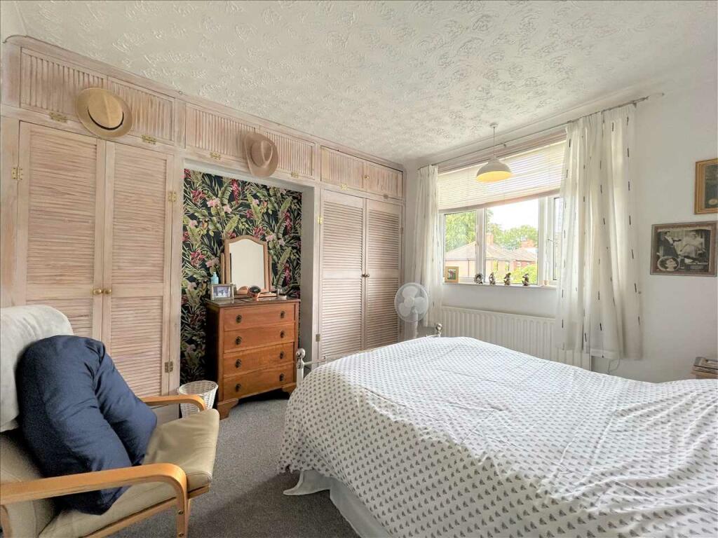 BEDROOM TWO