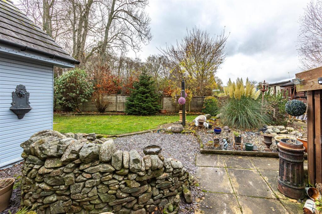 2 Woodend West Ettrickbridge 70.JPG