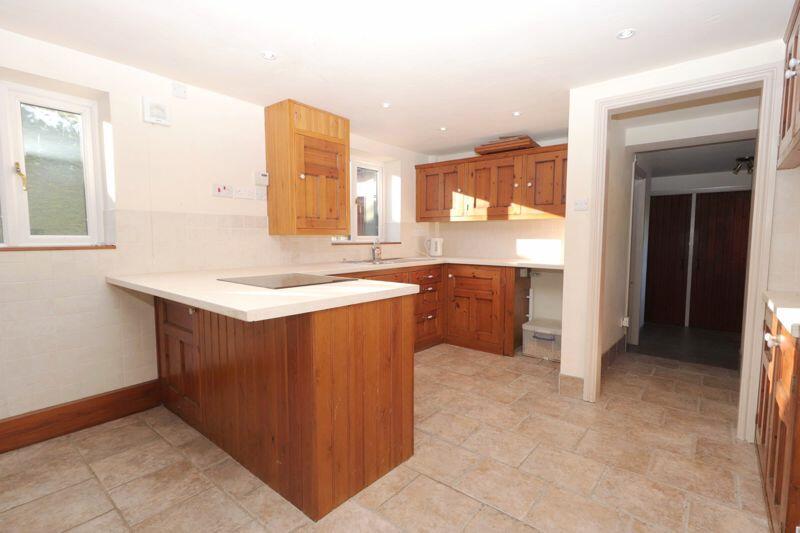 Farmhouse - Dining Kitchen