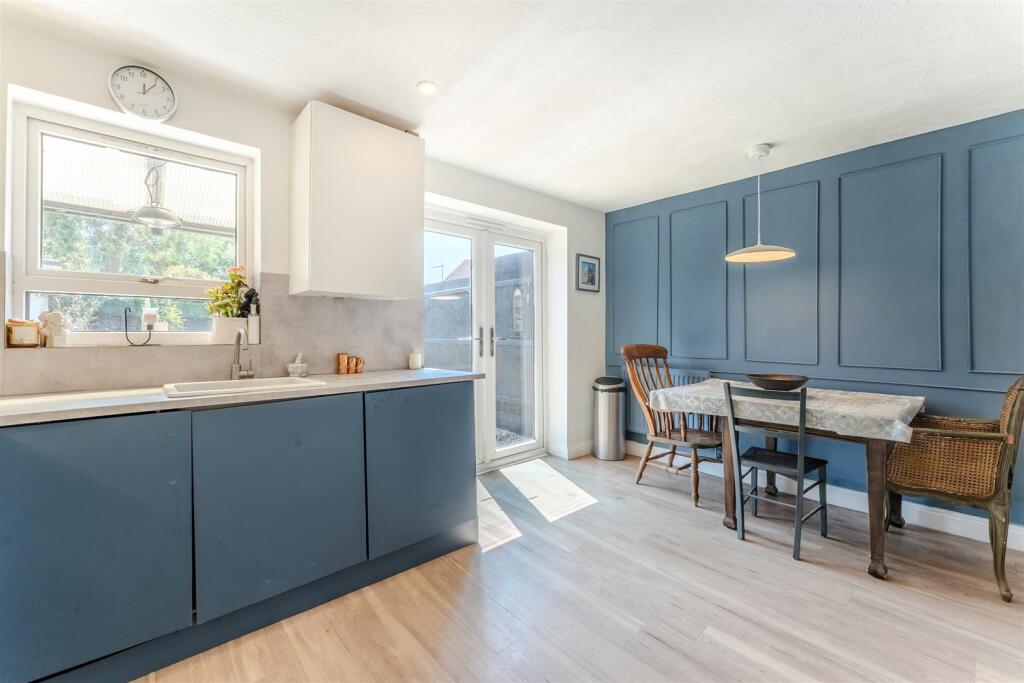 Kitchen/Dining Room