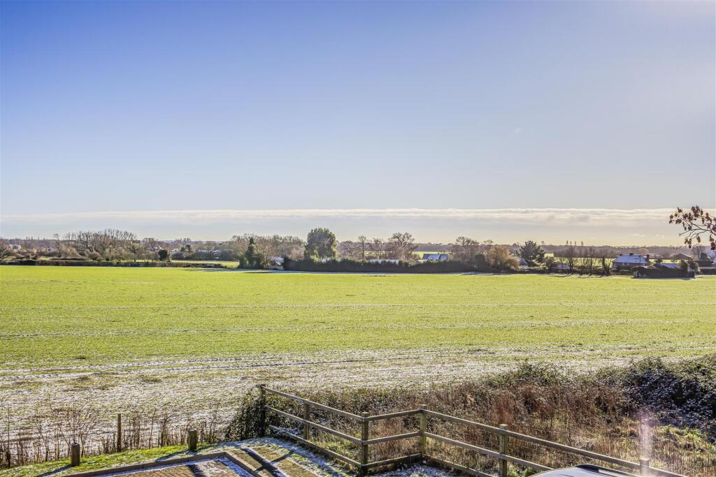 37 Admiralty Crescent, Havant-PorticoMarketing-Nex