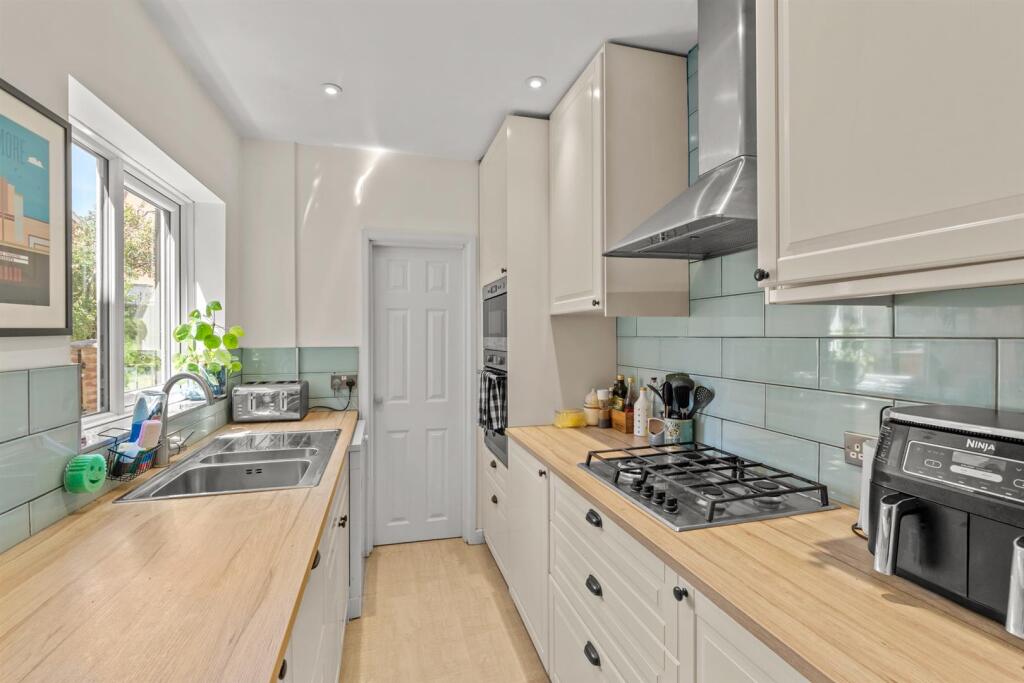 30-BowthorpeRd-008.jpg