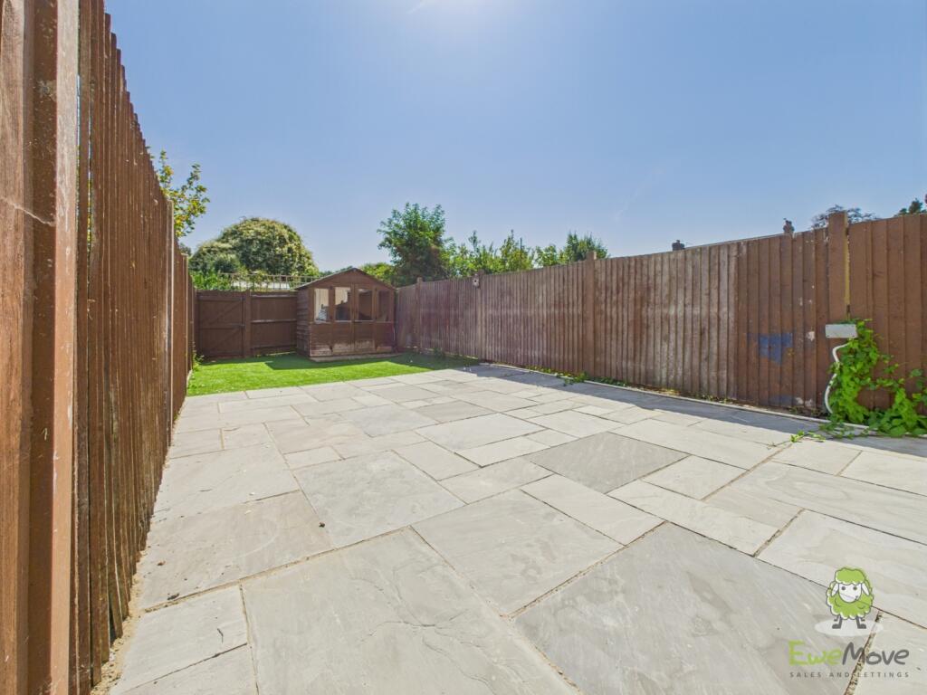 CAM01543G0-PR0148-STILL023