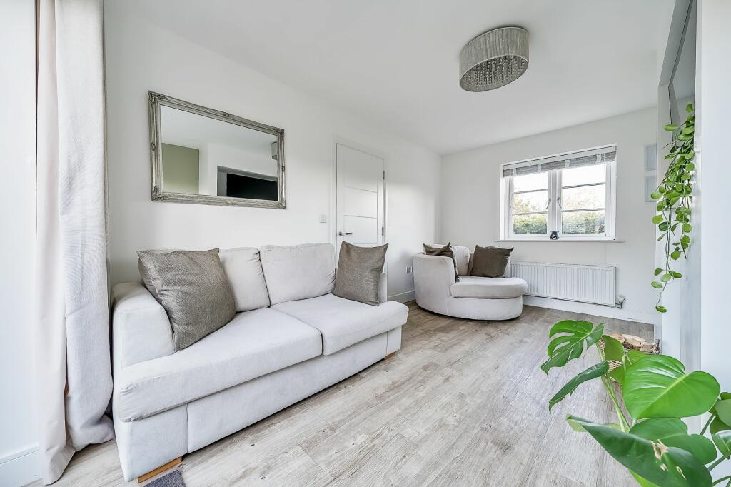 Living Room (1)