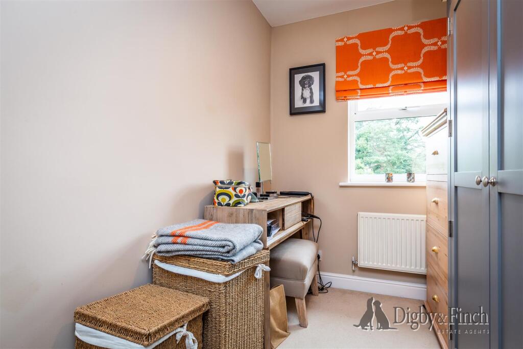 Shaftesbury Avenue, Upper Saxondale, Radcliffe on 