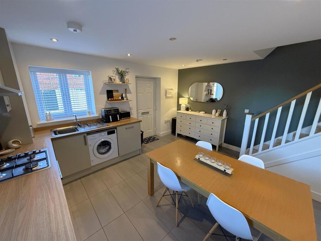 Kitchen C.JPG