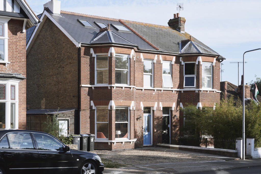 295872 - DSC06656 1.jpg