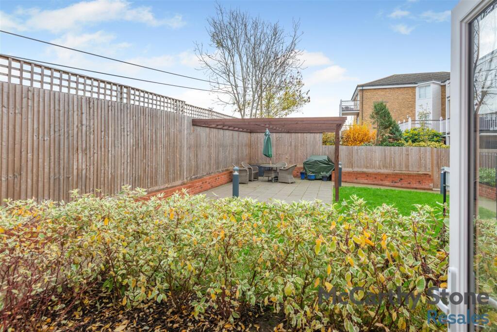 8668601-exterior01.jpg