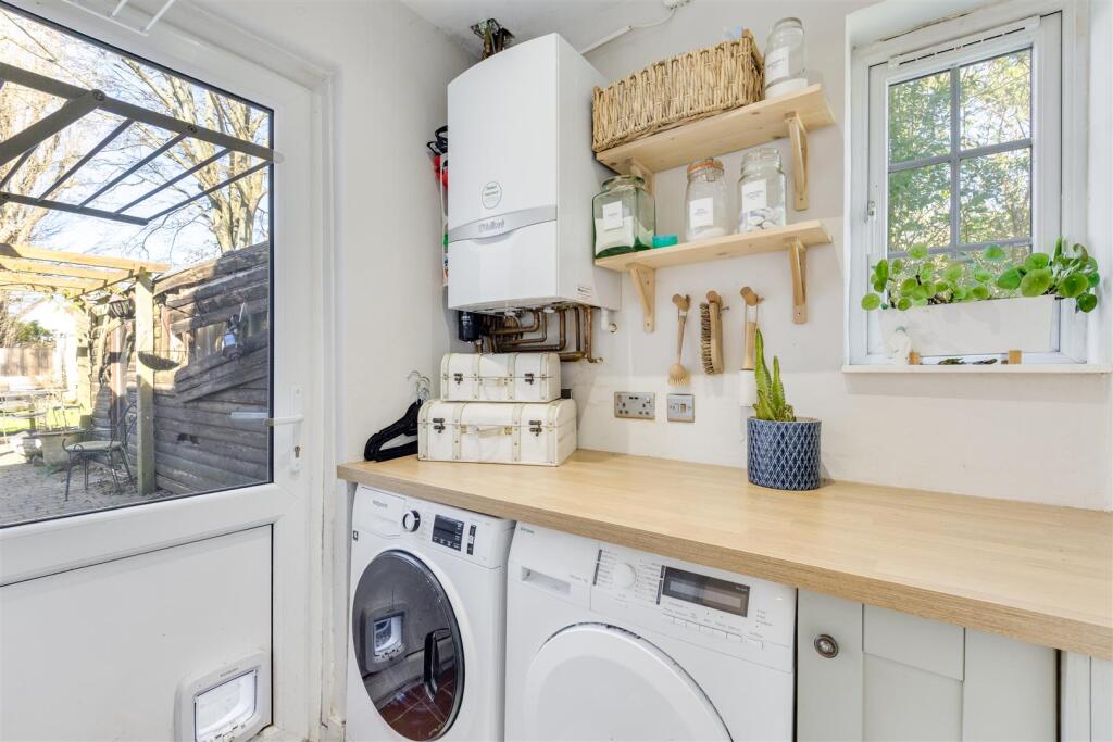 Baldock Road 72-33.jpg