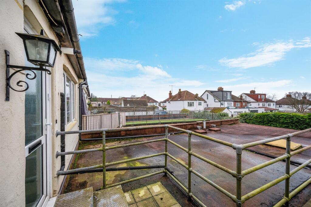 HIGH STREET, 57A- (16).jpg