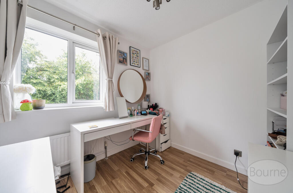 a57e0083-65e1-49c...