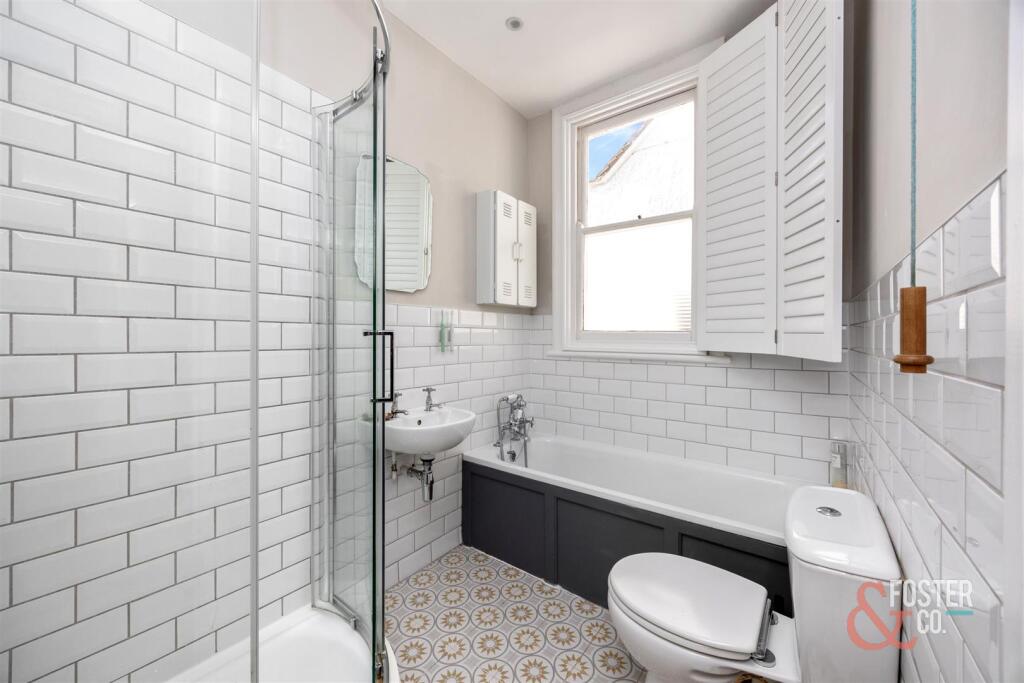 Burton VIllas, 6-008.jpg