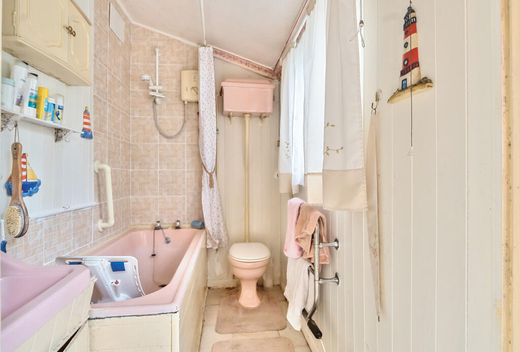 1316045-8-685d6e7...