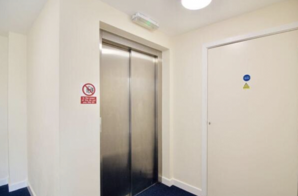 Building lift