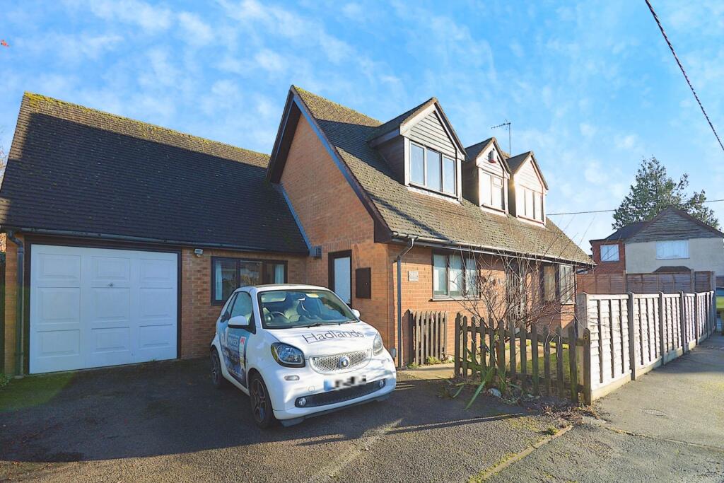 Manor Road, Tring HP23