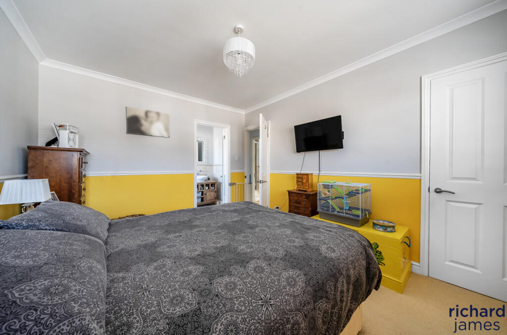 2fb569c0a78941e3a0b253945b3327ee