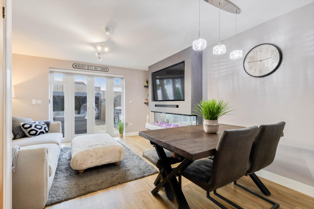 Living Area 1