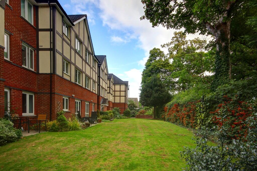 Communal Gardens ...