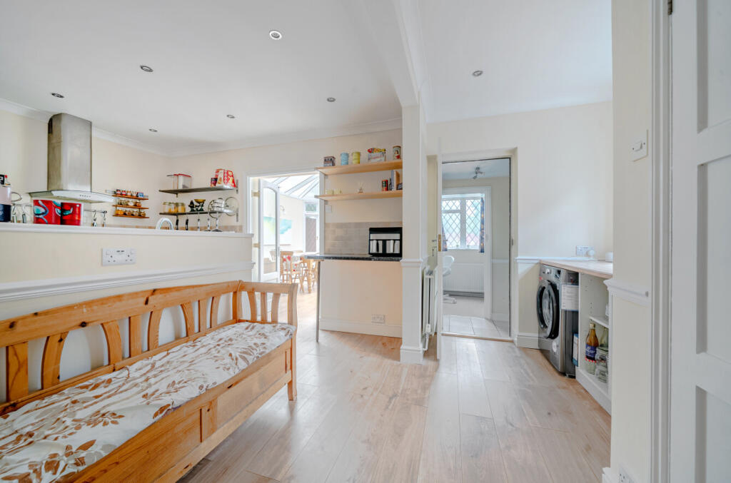 1331001-18-6888a3...