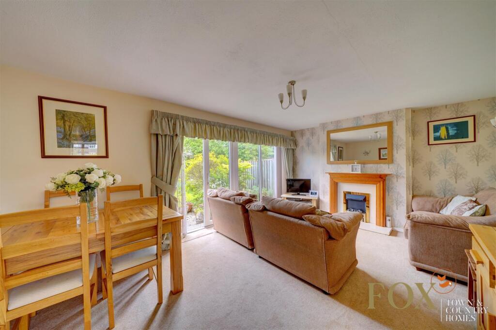 7 Dineley Close (2).jpg