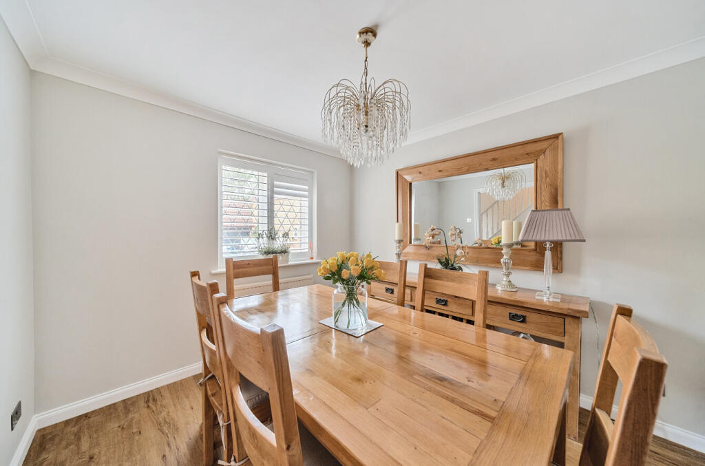 1300038-1-68358c7...