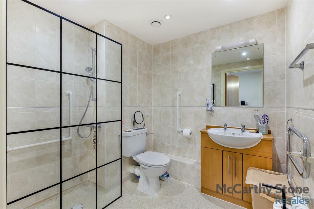 8629728-interior08.jpg