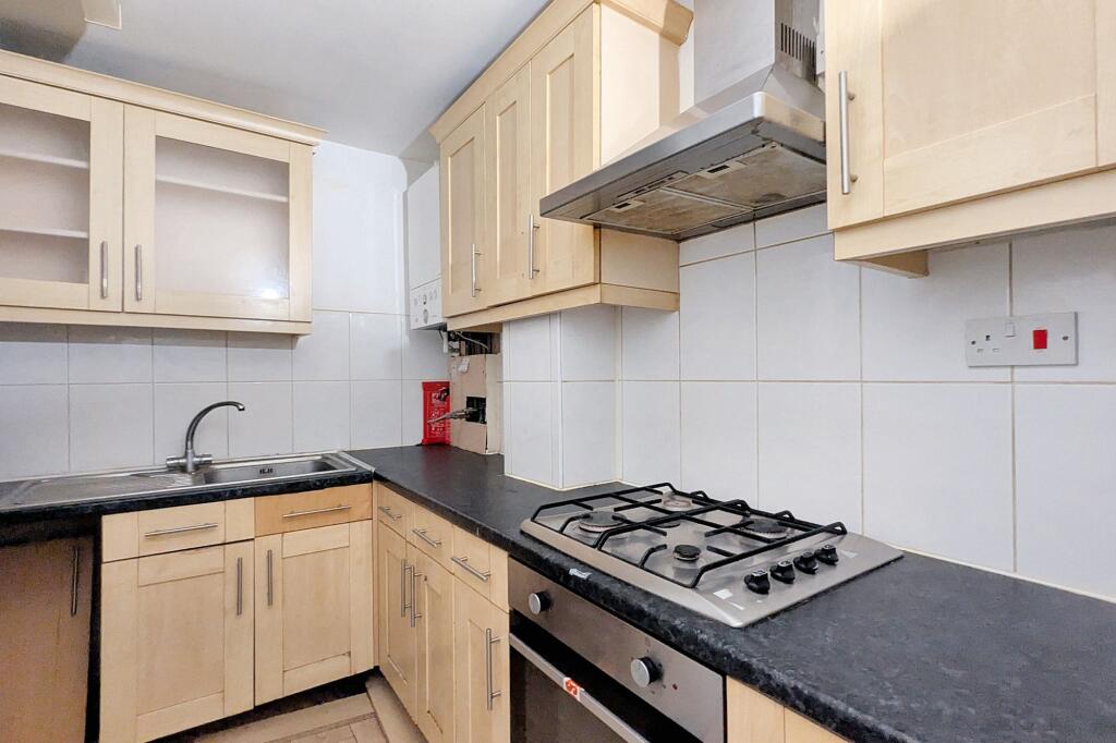 Flat 6, 69 Johnson Street, London, E1 0AQ