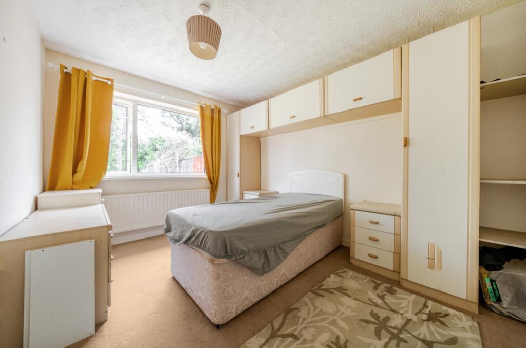 1301897-7-683f06264f211