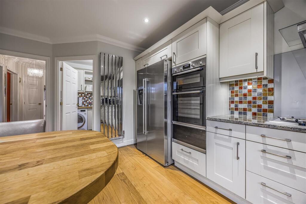 2 Clarendon Close, Denmead-PorticoMarketing-Nexa-4