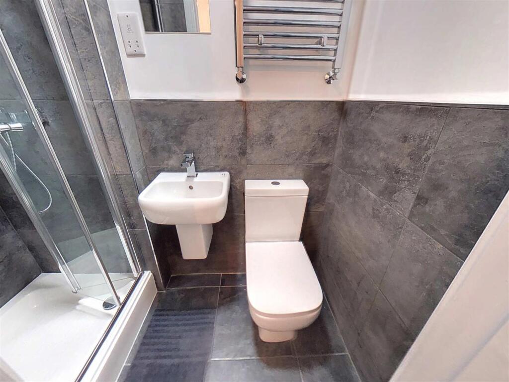 Screenshot 2024-10-0