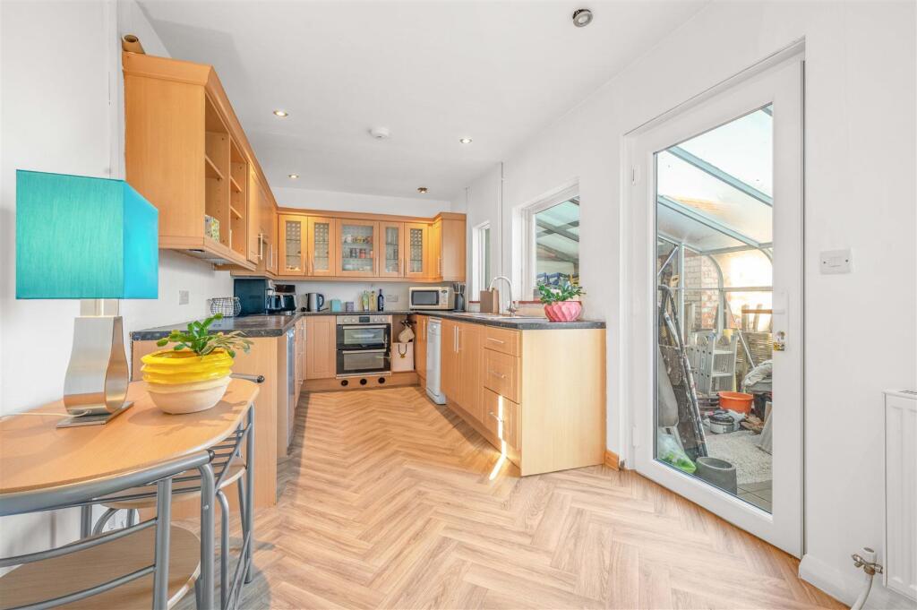 Breakfast Kitchen