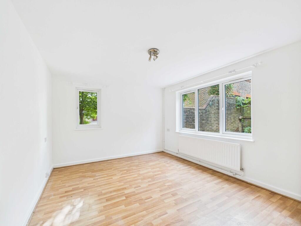 CAM03741G0-PR0091...