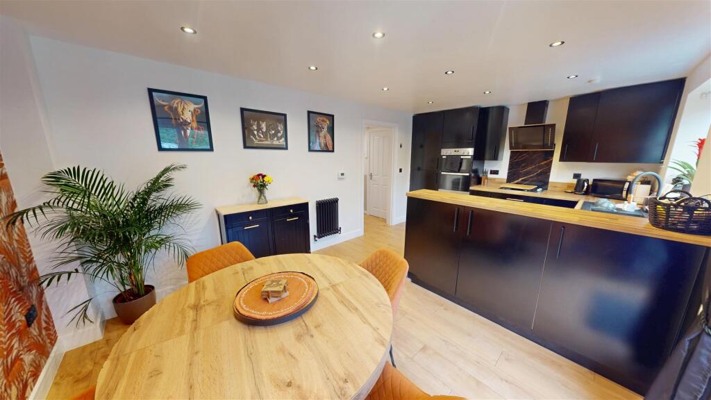 Simmons Close Kitchen/Diner