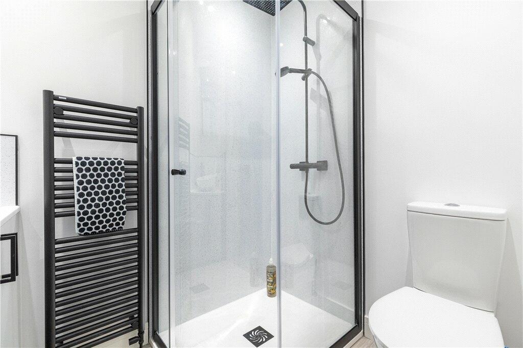 En Suite Shower Room