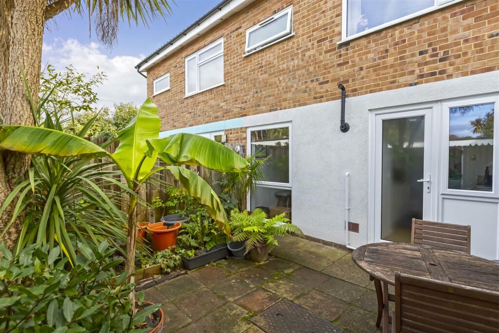 19 St Georges_16.JPG