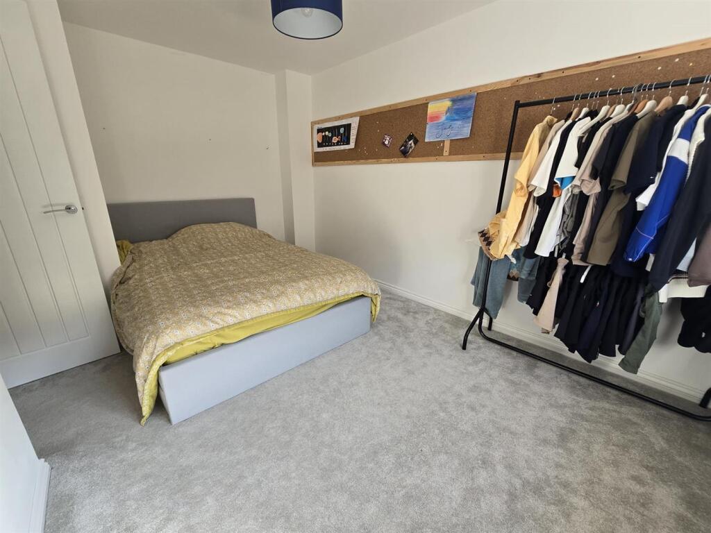 WhatsApp Image 2025-04-11 at 15.04.09_bae0fbff.jpg