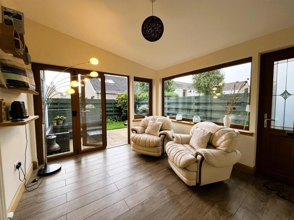 SUN ROOM